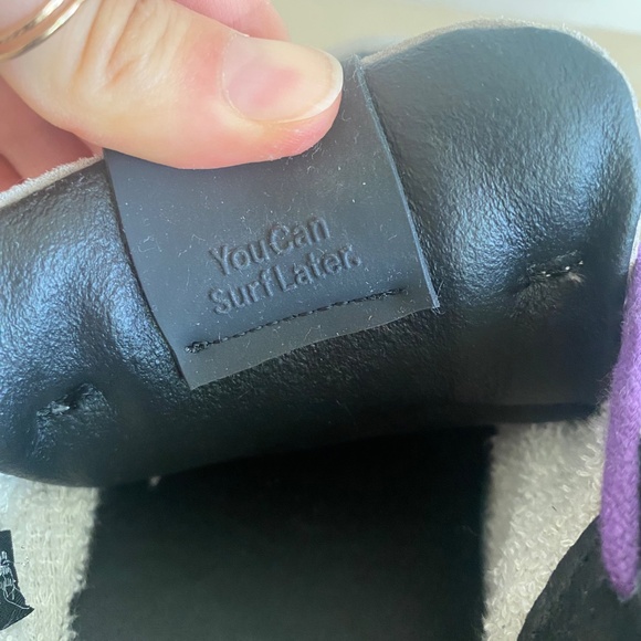 P448 Womens Gray Black Suede Modern Unique Parachute Sneakers Size 38 - Picture 8 of 11